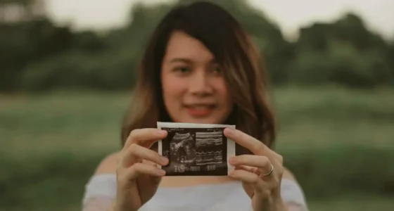 first trimester pregnancy symptoms