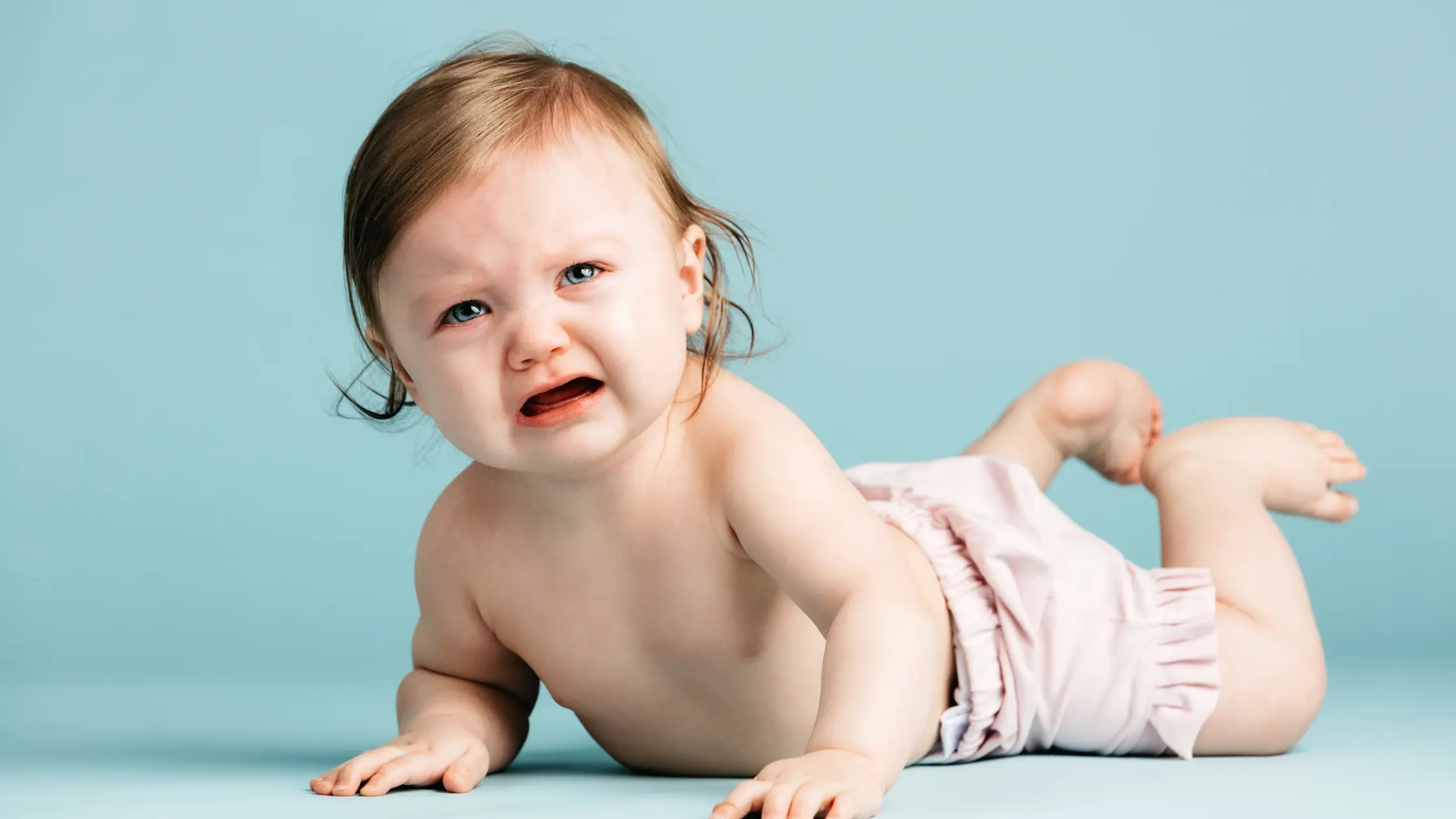 Newborn or 6 Month Old Baby Hates Tummy Time? Try These Parent-Approved Tips! Baby Cries During Tummy Time