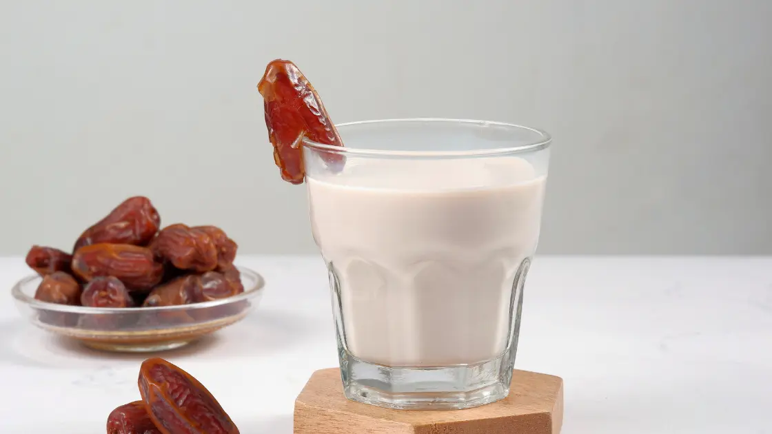 Eating Dates During Pregnancy: 7 Key Health Boosts dates eating during pregnancy