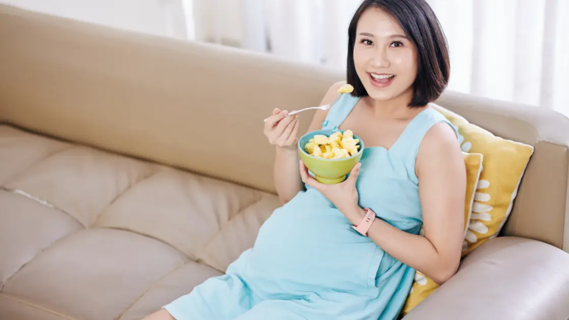 Pineapple and Pregnancy: Benefits to Enjoy, Risks to Know Pineapple While Pregnant
