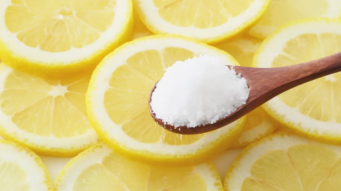 Lemons with Salt