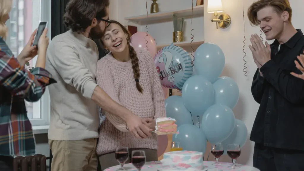 simple gender reveal cake