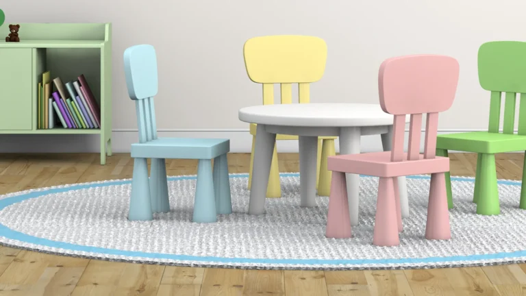Kids Table and Chairs