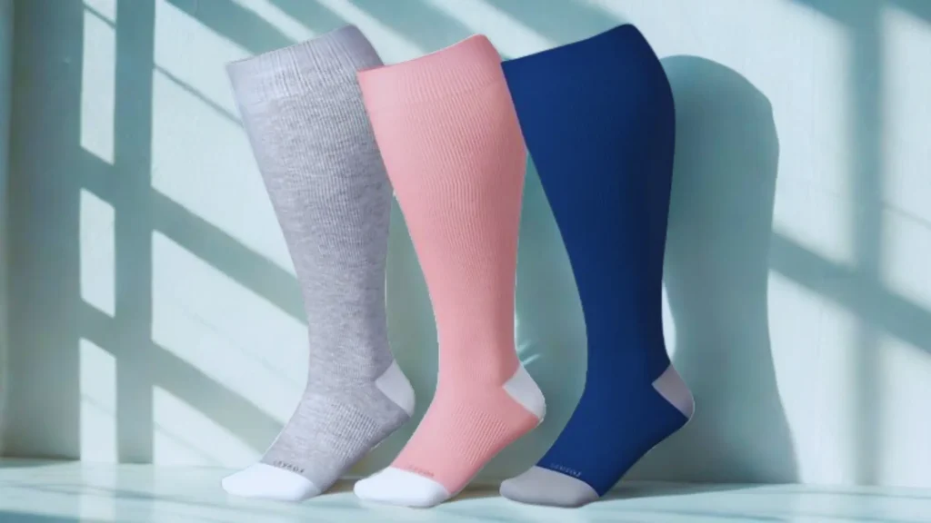 Struggling to Put on Socks During Pregnancy? 4 Tools for Ease Special Pregnancy Socks