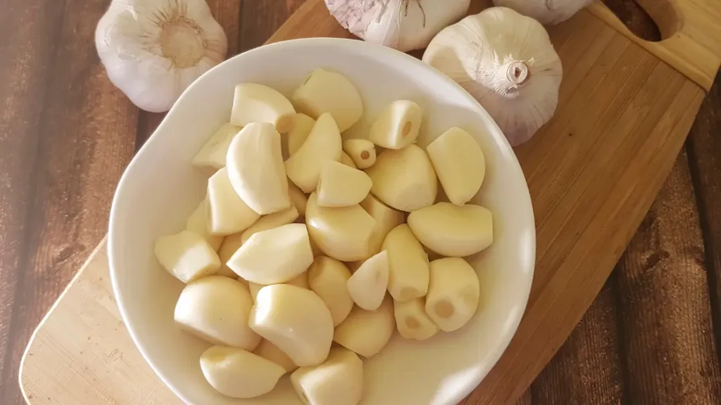 Preserving Pickled Garlic 