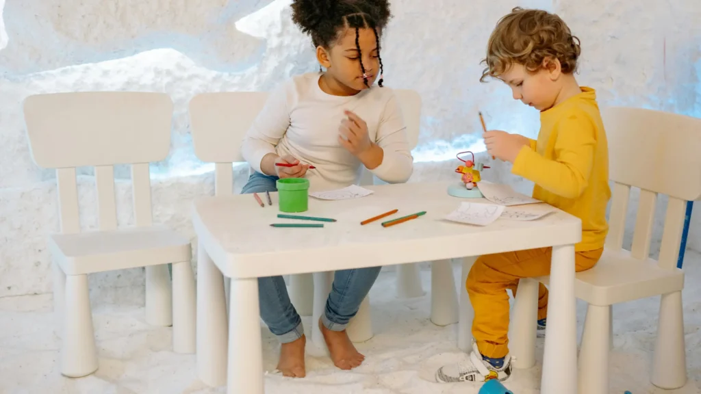 Kids Table and Chairs