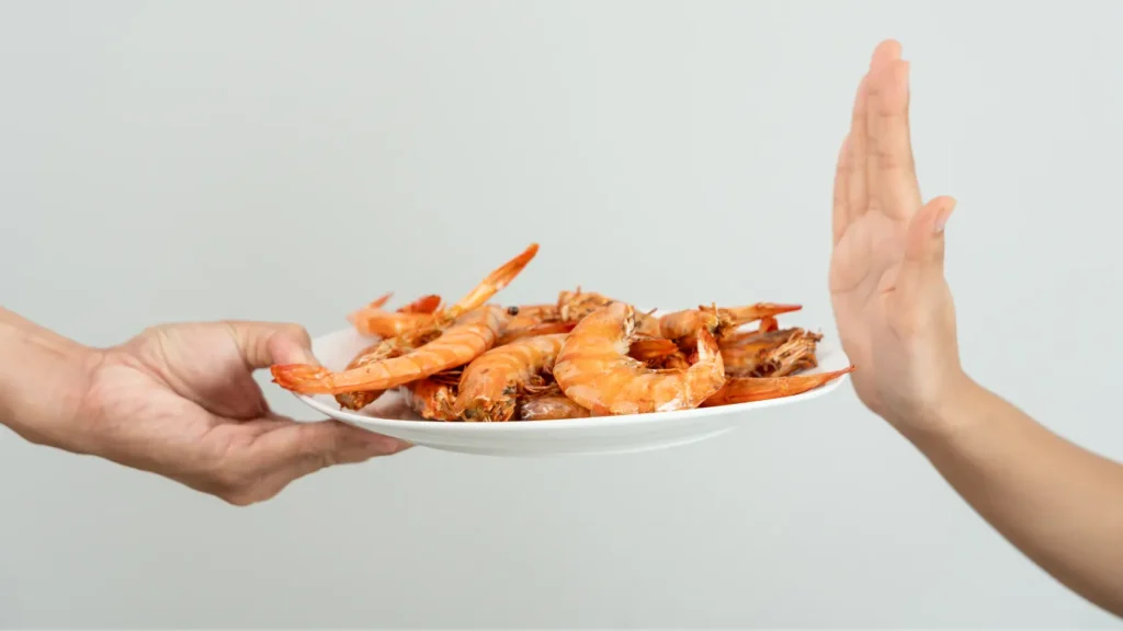 Risks of Eating Shrimp While Pregnant